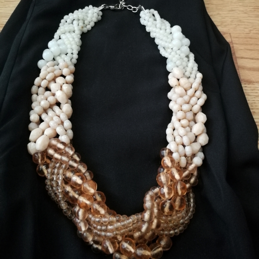 Pink ombre beaded necklace